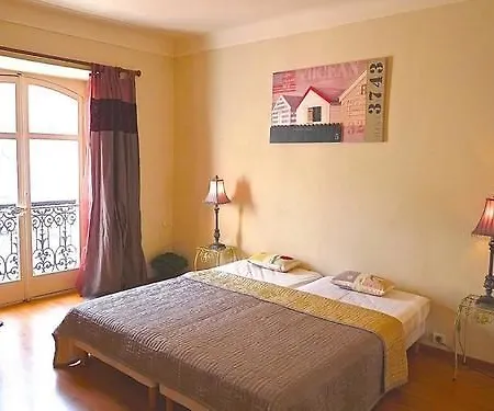 Lovely 2 Bed 2 Bath In On Rue Antibea Easy Walk To The Palais 224 *